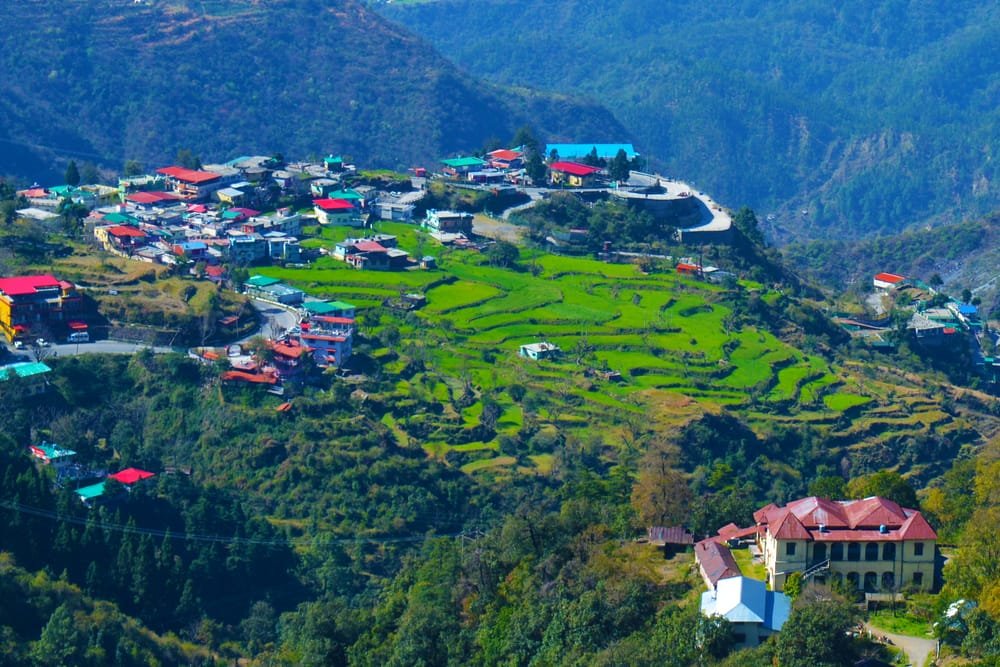 Noida to Dehradun Taxi Service