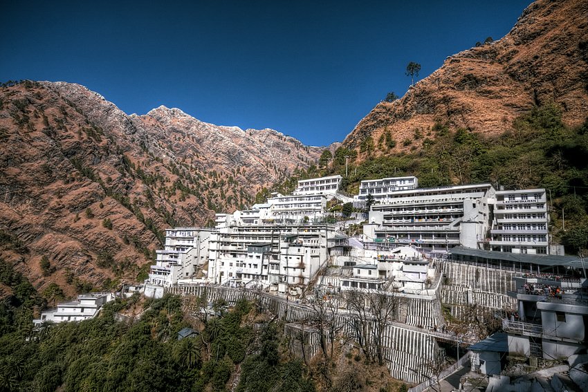 katra darbar noida to katra taxi